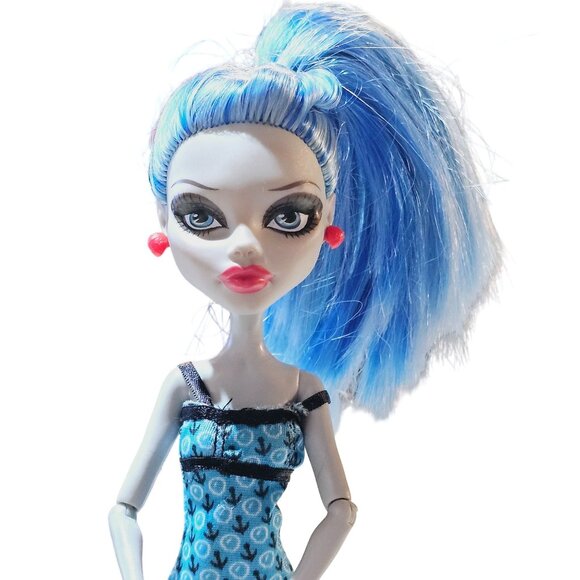 Monster High 2008 Ghoulia Yelps Totally Brainy Zombie Mattel Doll - Picture 2 of 5